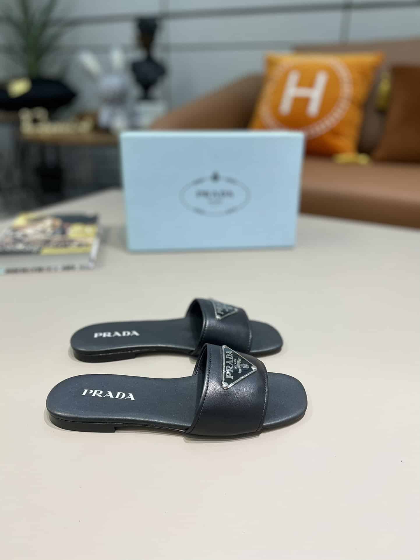 (1:1 replica) Prada Saffiano Slides Black For Women 0.4in/10mm PRD 1XX627_053_F0002_F_010