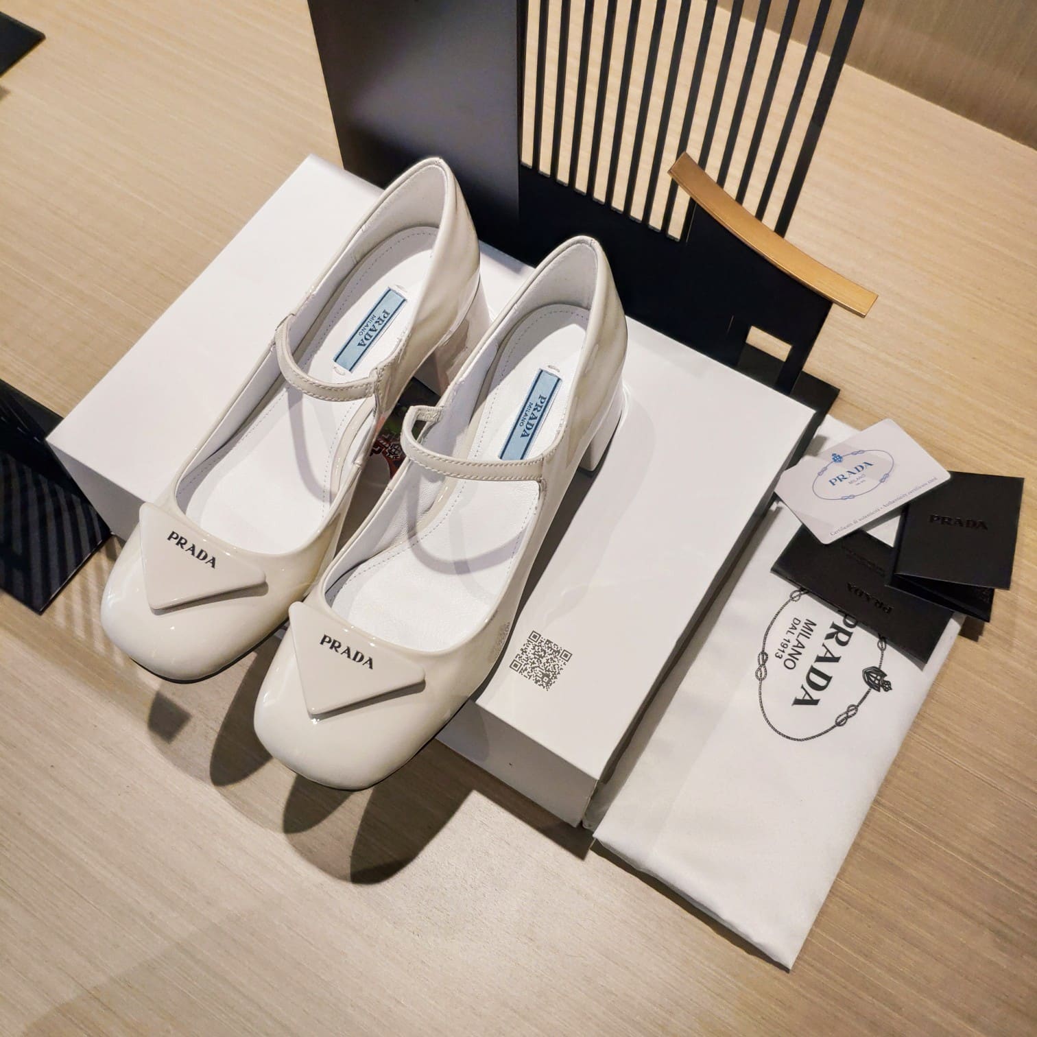 (1:1 replica) Prada Patent Pumps White For Women 1.8in/45mm PRD