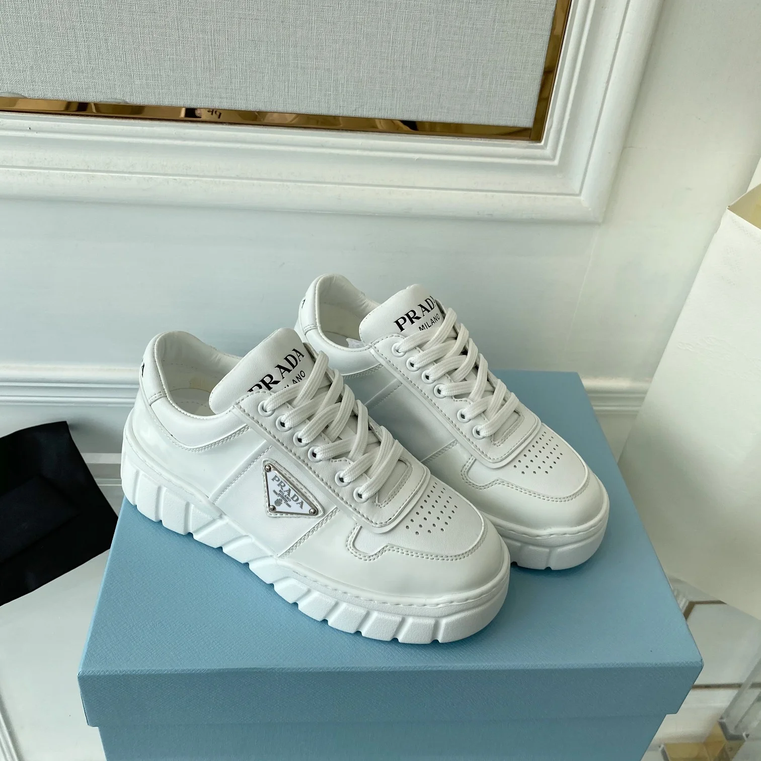 (1:1 replica) Prada Women s Gabardine Sneakers White For Women LV