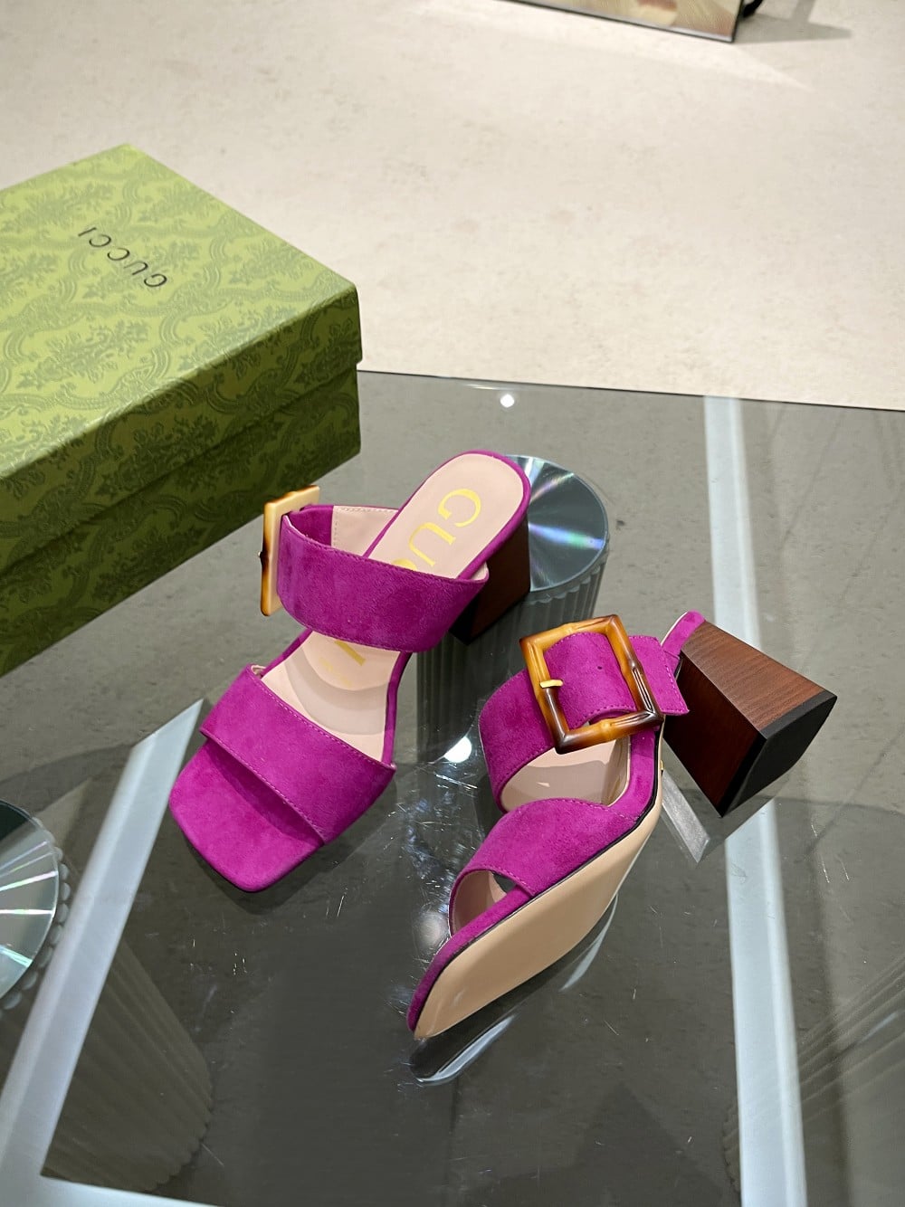 (1:1 replica) Gucci Women s Sandal With Bamboo Buckle Purple For Women GG