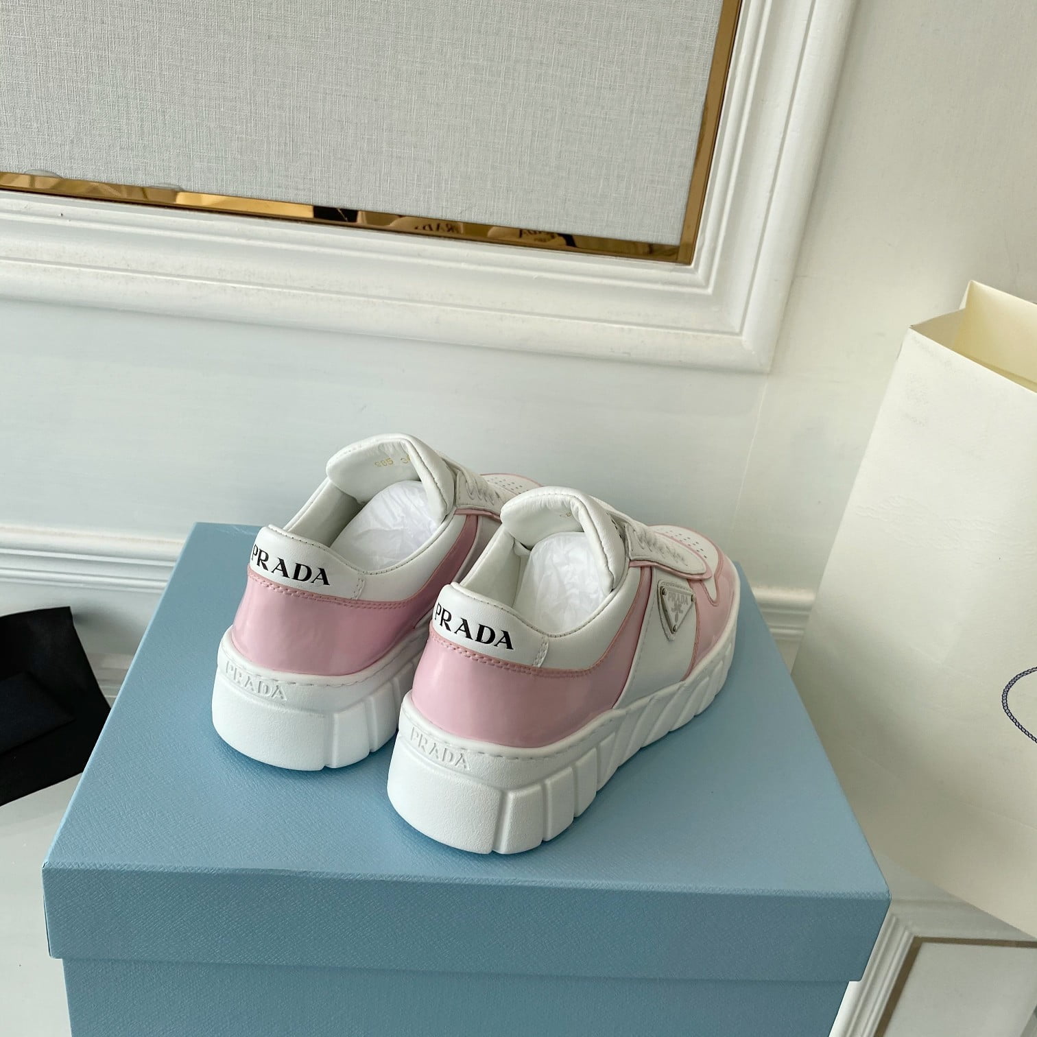 (1:1 replica) Prada Women s Gabardine Sneakers Pink For Women LV