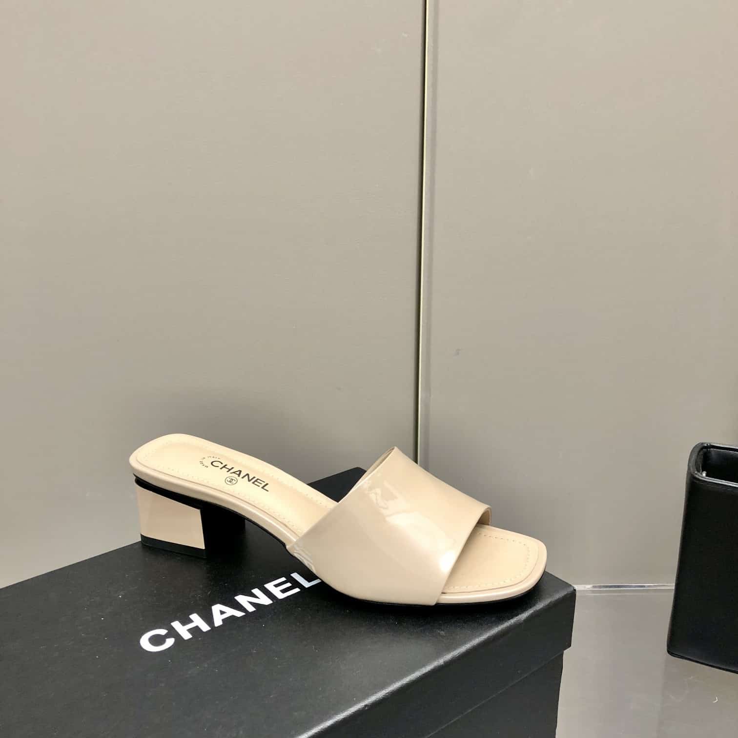 (1:1 replica) Chanel Mules Beige For Women, Women s Shoes