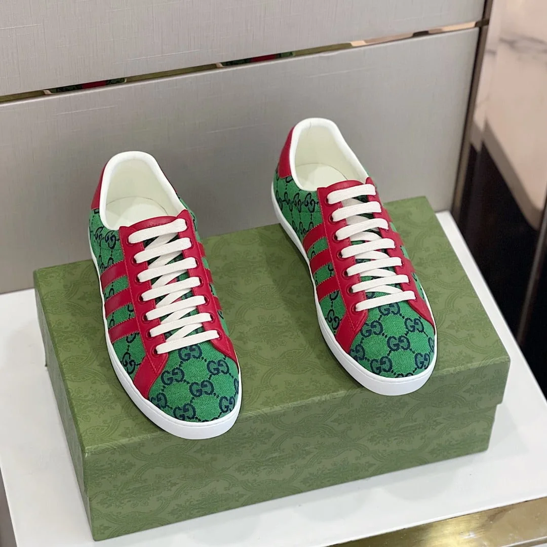 (1:1 replica) Gucci x Adidas Women s GG Sneakers Green Red For Women 707861