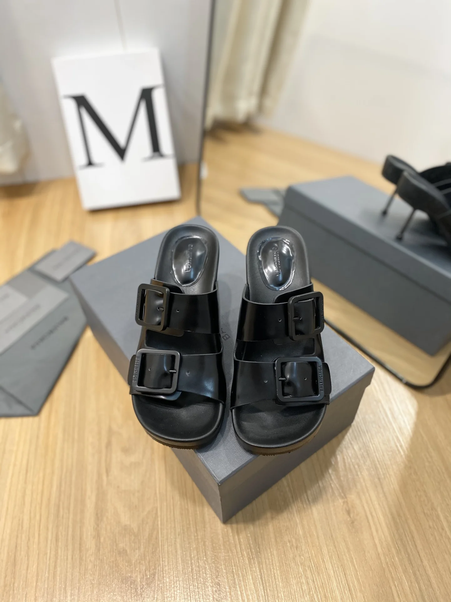 (1:1 replica) Balenciaga Cagole Sandal Black Shadow For Women