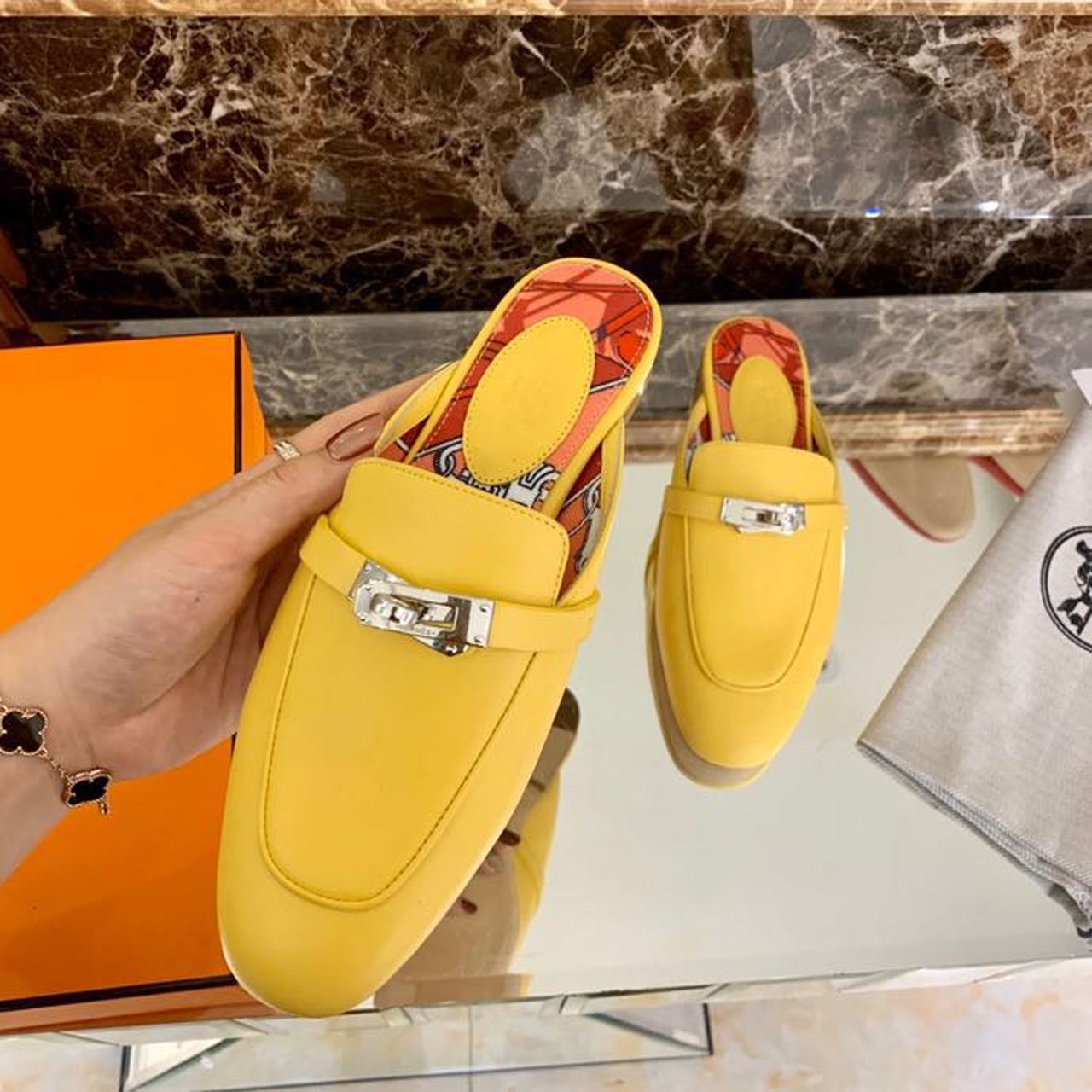 (1:1 replica) Hermes Oz Mule Yellow For Women, Women s Shoes