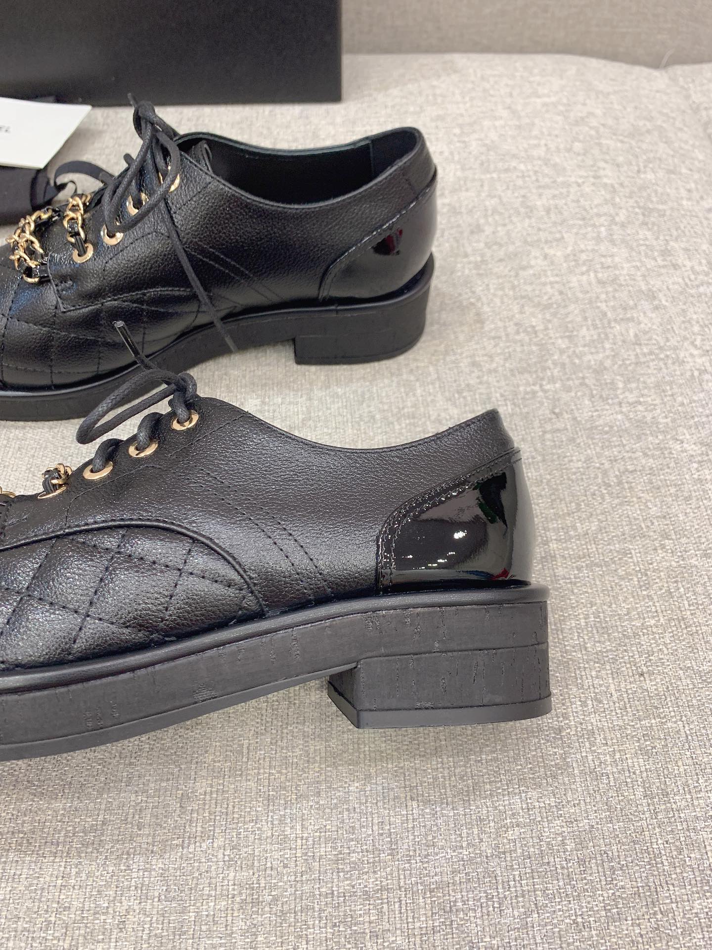 (1:1 replica) Chanel Women s Lace- Ups With Gold Chain Black For Women 1.6in/4cm