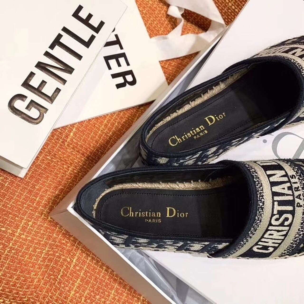 (1:1 replica) Christian Dior Granville Espadrille Dark Blue Dior Oblique Embroidered Cotton Black For Women CD