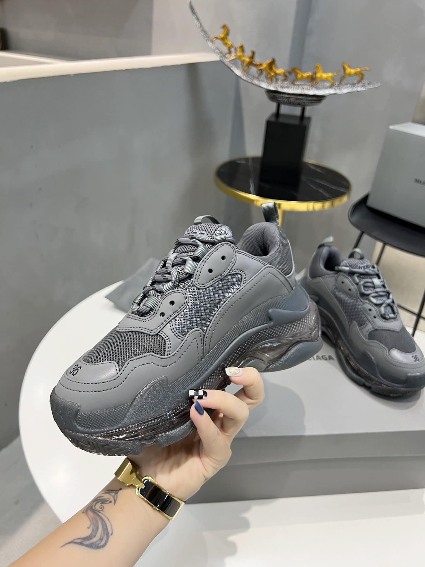 (1:1 replica) Balenciaga Triple S Trainers Clear Sole Grey For Women