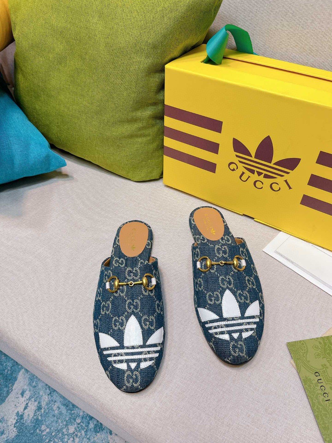 (1:1 replica) Gucci x Adidas Women s GG Trefoil Slipper Blue For Women GG