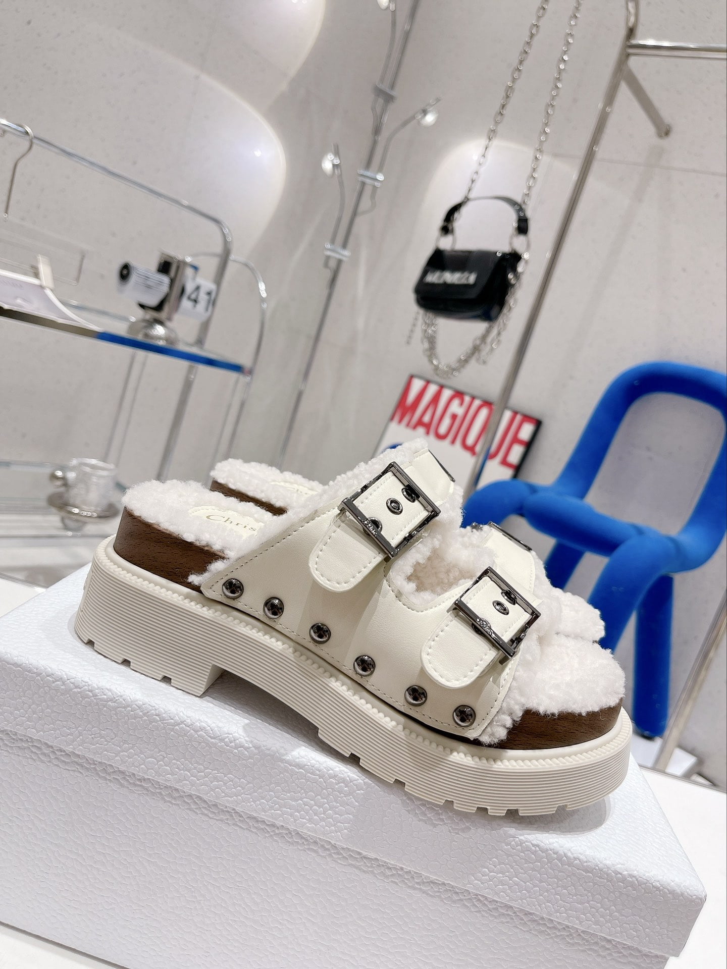 (1:1 replica) Christian Dior Women s Diorquake Sandal White For Women CD
