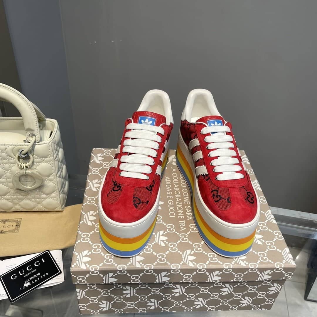 (1:1 replica) Gucci x Adidas Women s GG Gazelle Sneaker Red For Women GG