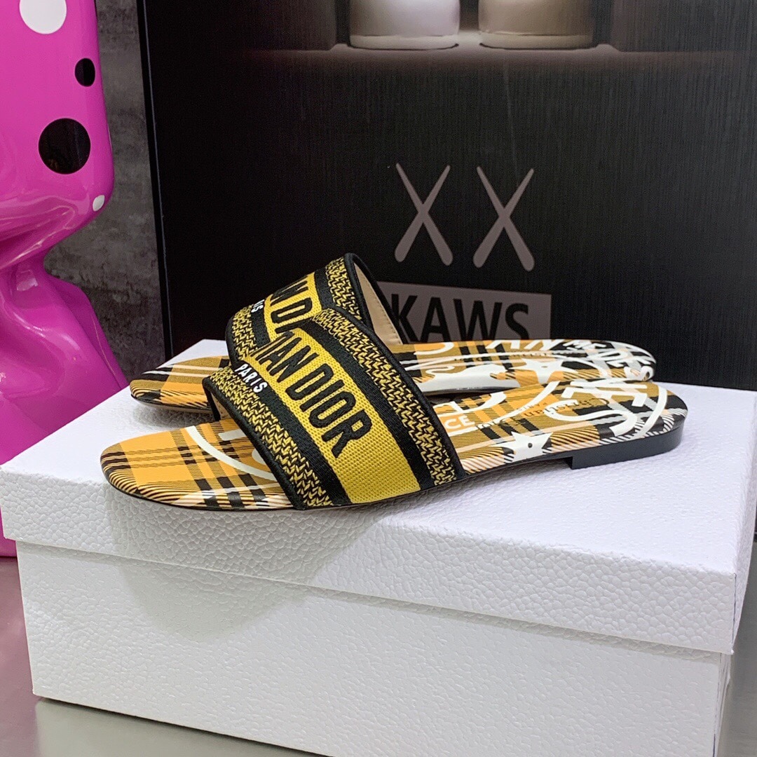 (1:1 replica) Christian Dior Women s Dway Slide Yellow and Black For Women CD KCQ209CEE_S56X