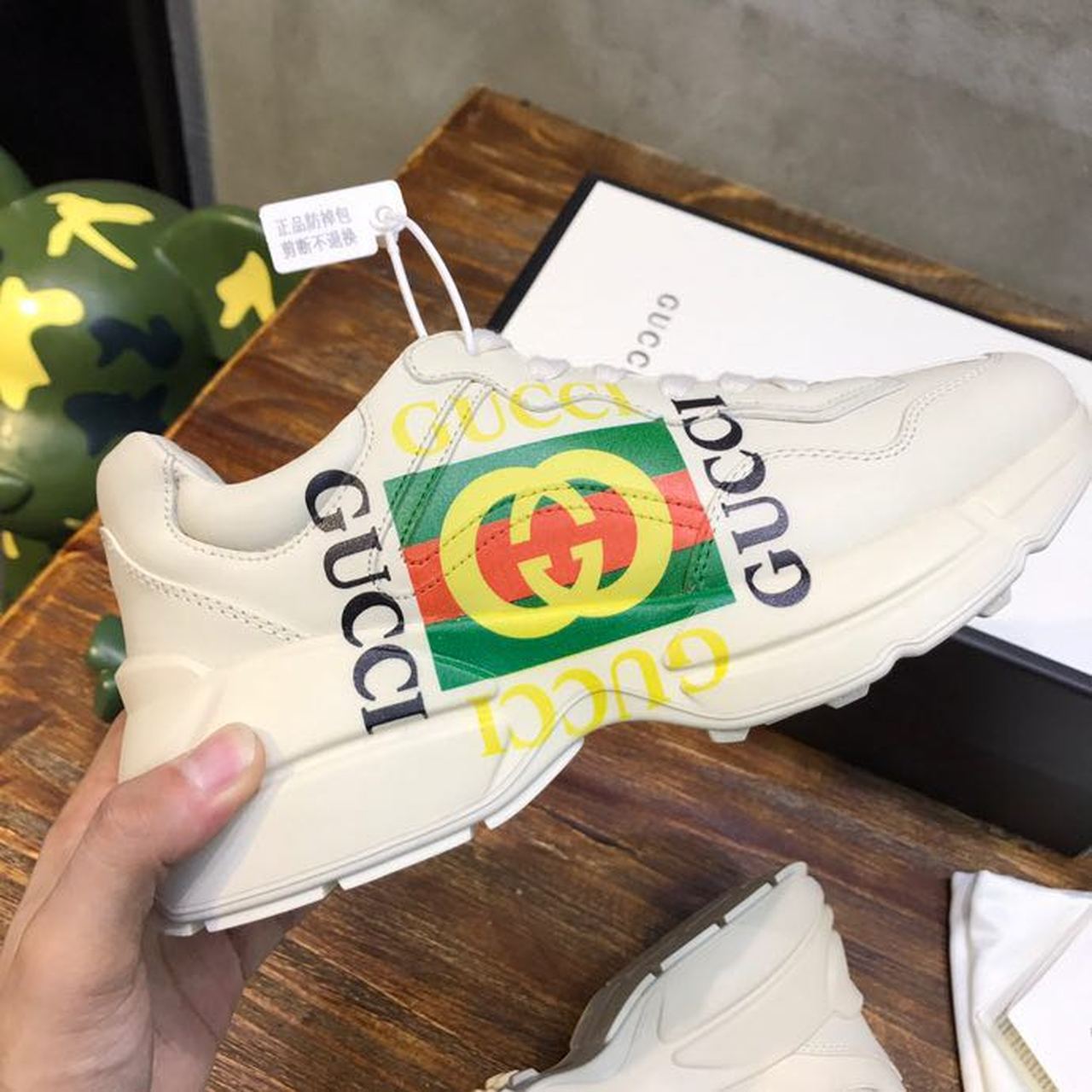 (1:1 replica) Gucci GG Rhyton Dad Sneakers Calfskin Leather Spring/Summer Collection Off White