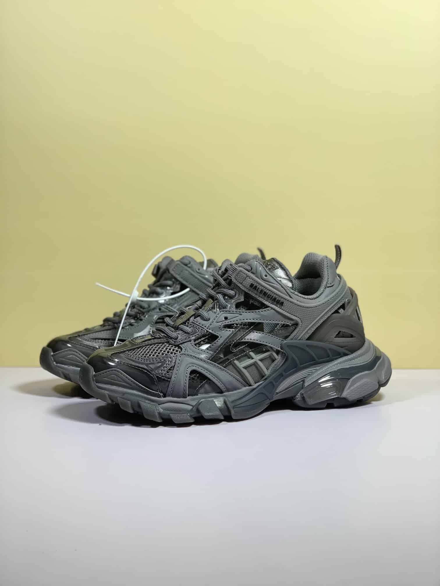 (1:1 replica) Balenciaga Track.2 Clear Sole Trainers Grey For Women
