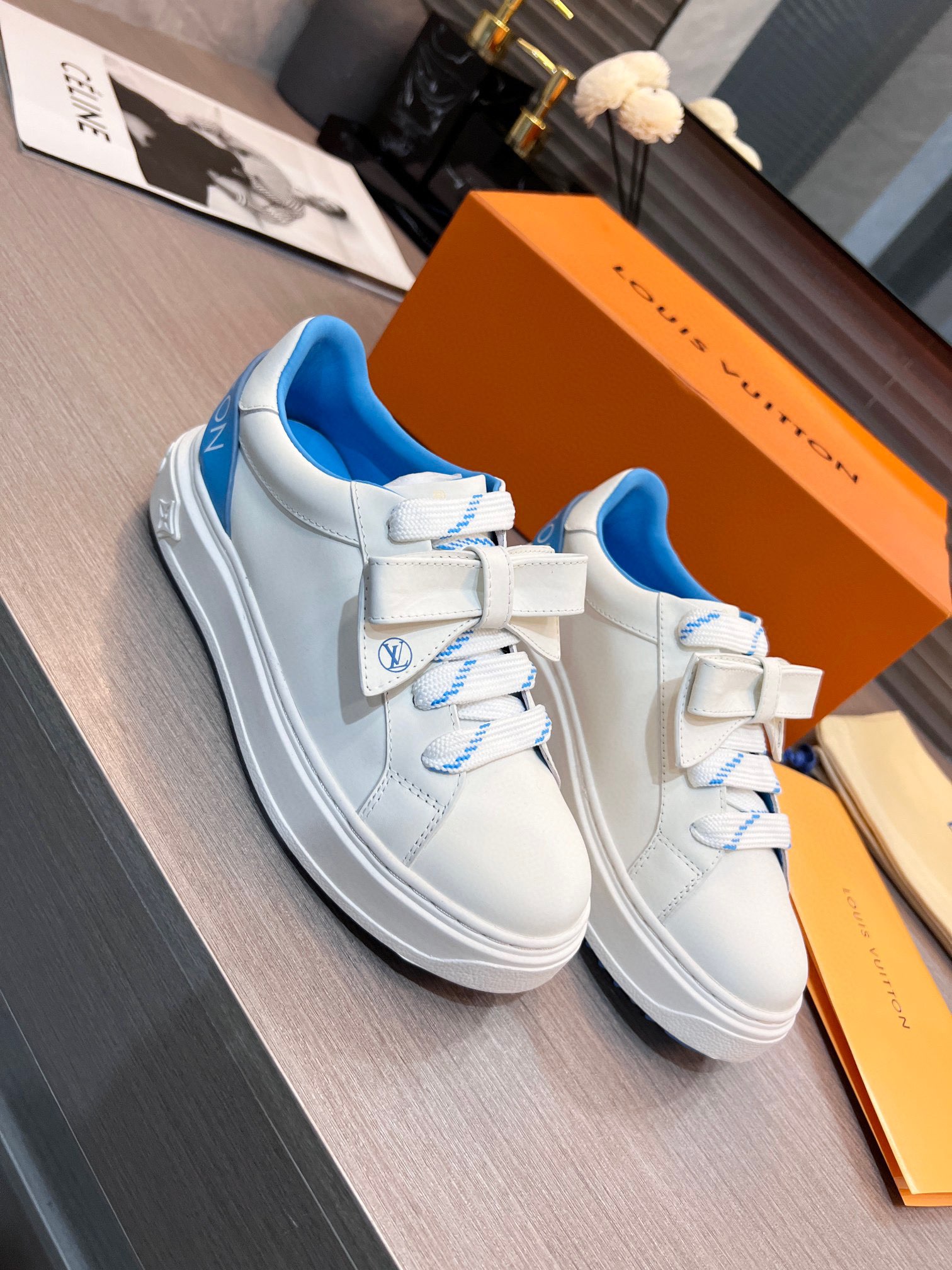(1:1 replica) Louis Vuitton Women s Time Out Sneaker Blue For Women LV