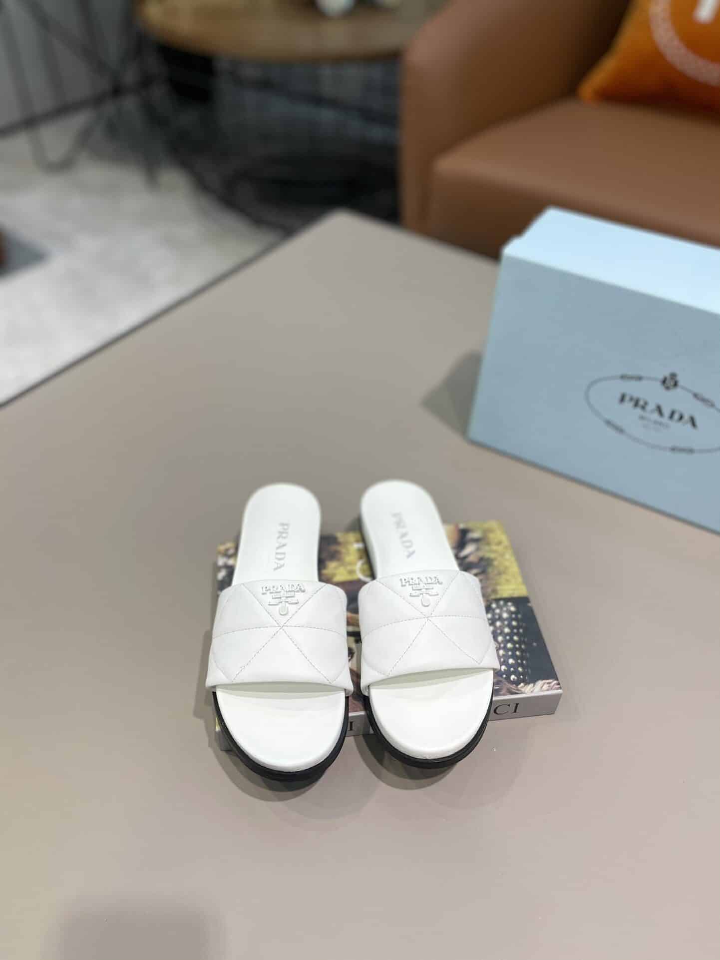 (1:1 replica) Prada Embossed Logo Quilted Slides White For Women PRD