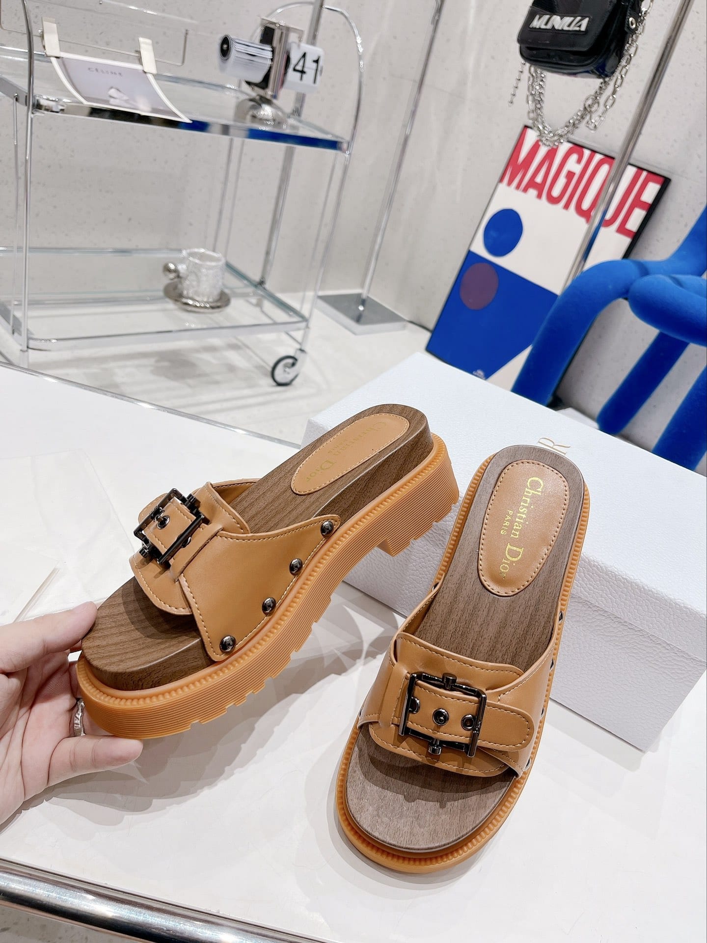 (1:1 replica) Christian Dior Women s Diorquake Slide Brown For Women CD