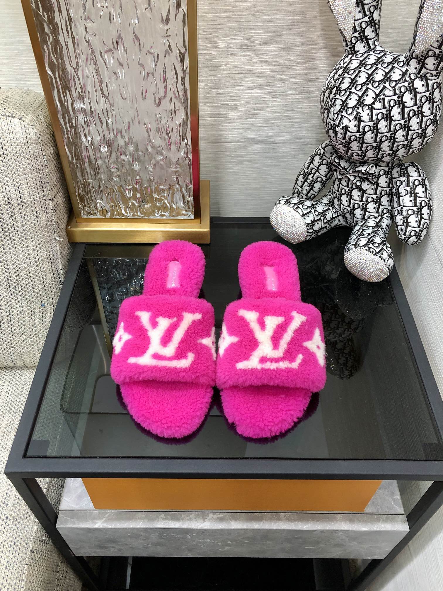 (1:1 replica) Louis Vuitton Women s Magnetic Mule Fuchsia Pink For Women LV 1AA1R5