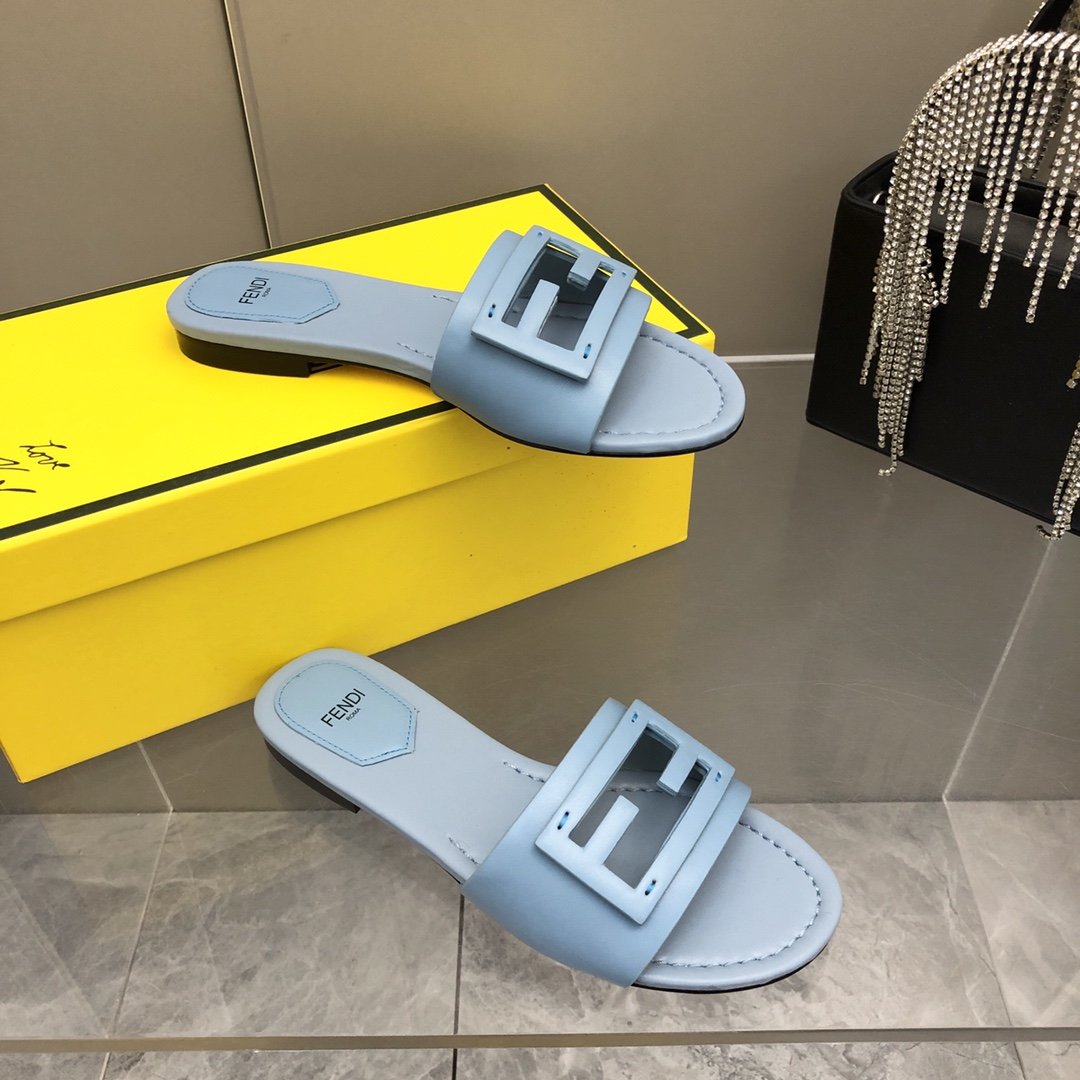 (1:1 replica) Fendi Signature Light Blue Slides For Women 8R8136AE7TF18TF