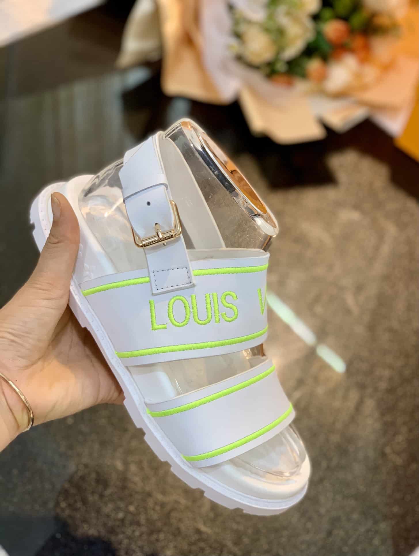(1:1 replica) Louis Vuitton Women s Paseo flat Comfort Sandal White And Neon For Women LV