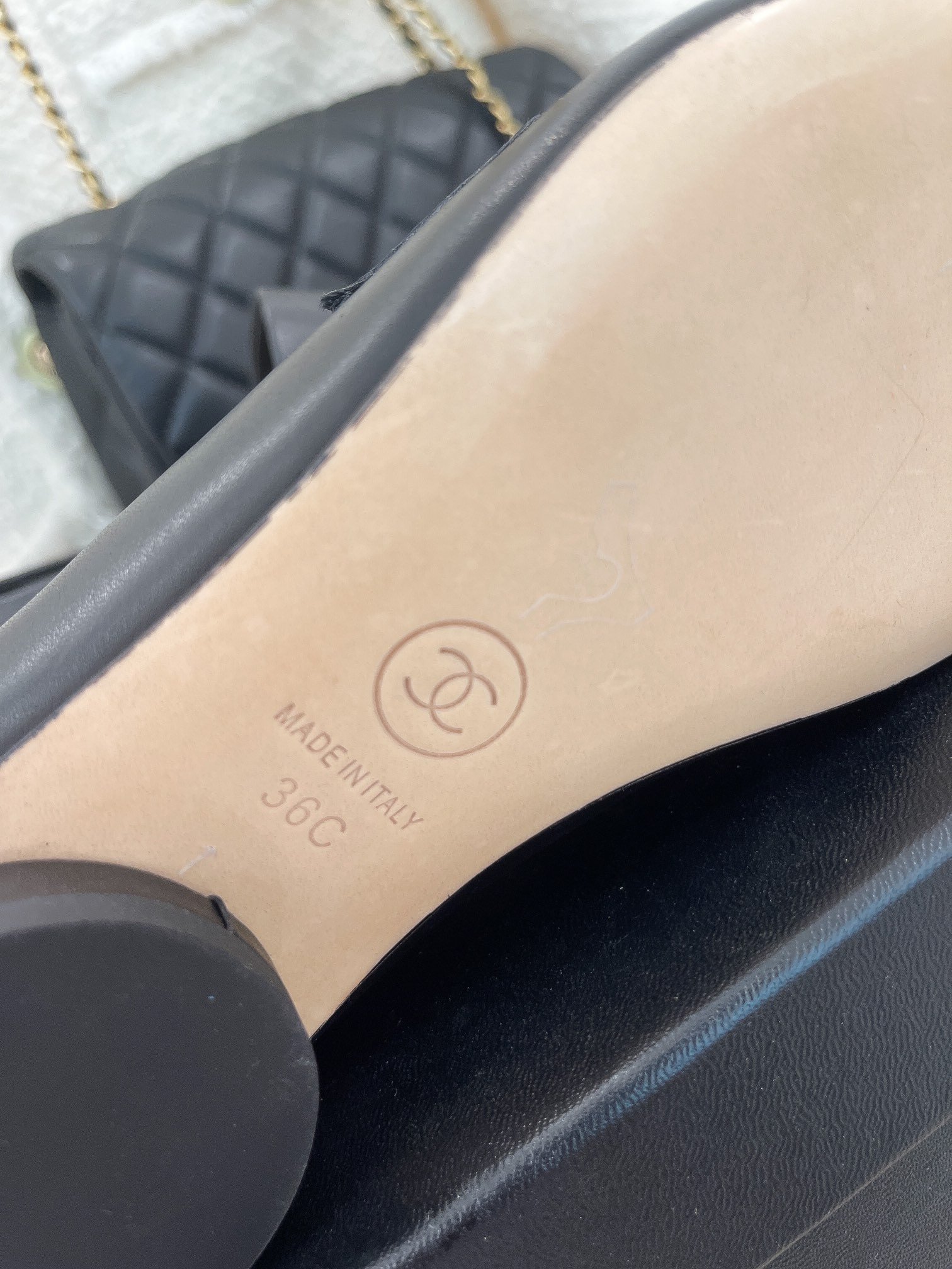 (1:1 replica) Chanel Women s Loafer With Logo Black For Women