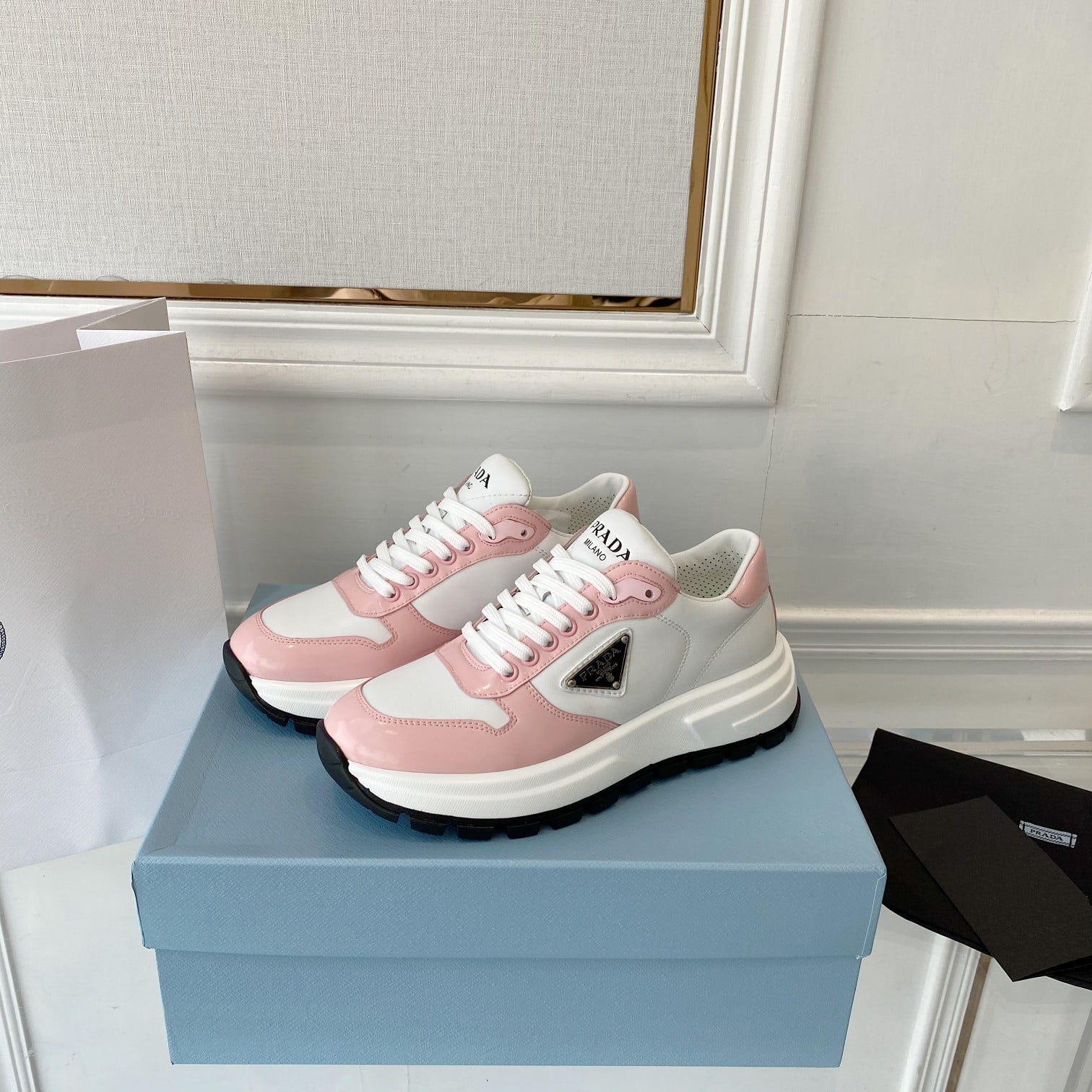 (1:1 replica) Prada Prax 01 Re-Nylon And Brushed Sneakers White And Pink For Women 1.8in/45mm PRD