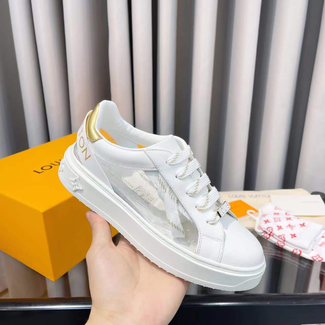 (1:1 replica) Louis Vuitton Women s Time Out Sneaker Gold For Women LV