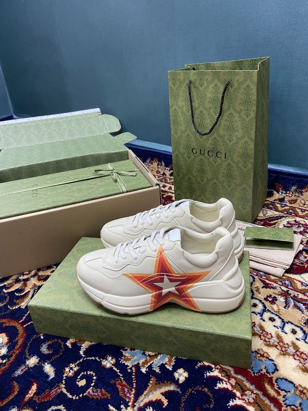 (1:1 replica) Gucci Women s Rhyton Sneakers With Logo Print White Ivory For Women 6548636 DRW00 9022