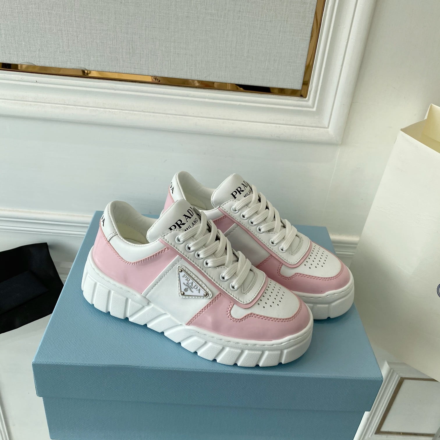 (1:1 replica) Prada Women s Gabardine Sneakers Pink For Women LV