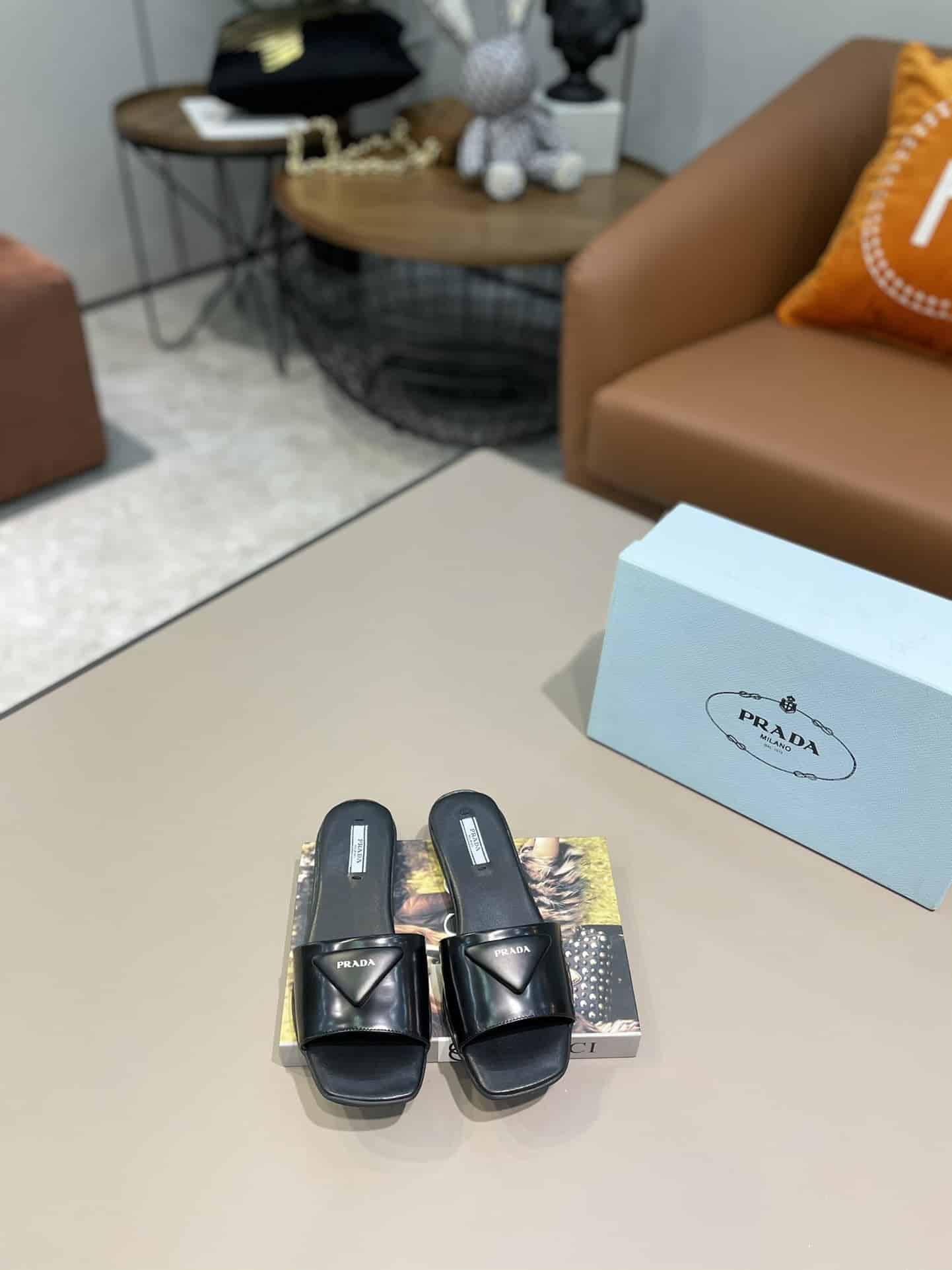 (1:1 replica) Prada Brushed Slides Black For Women PRD