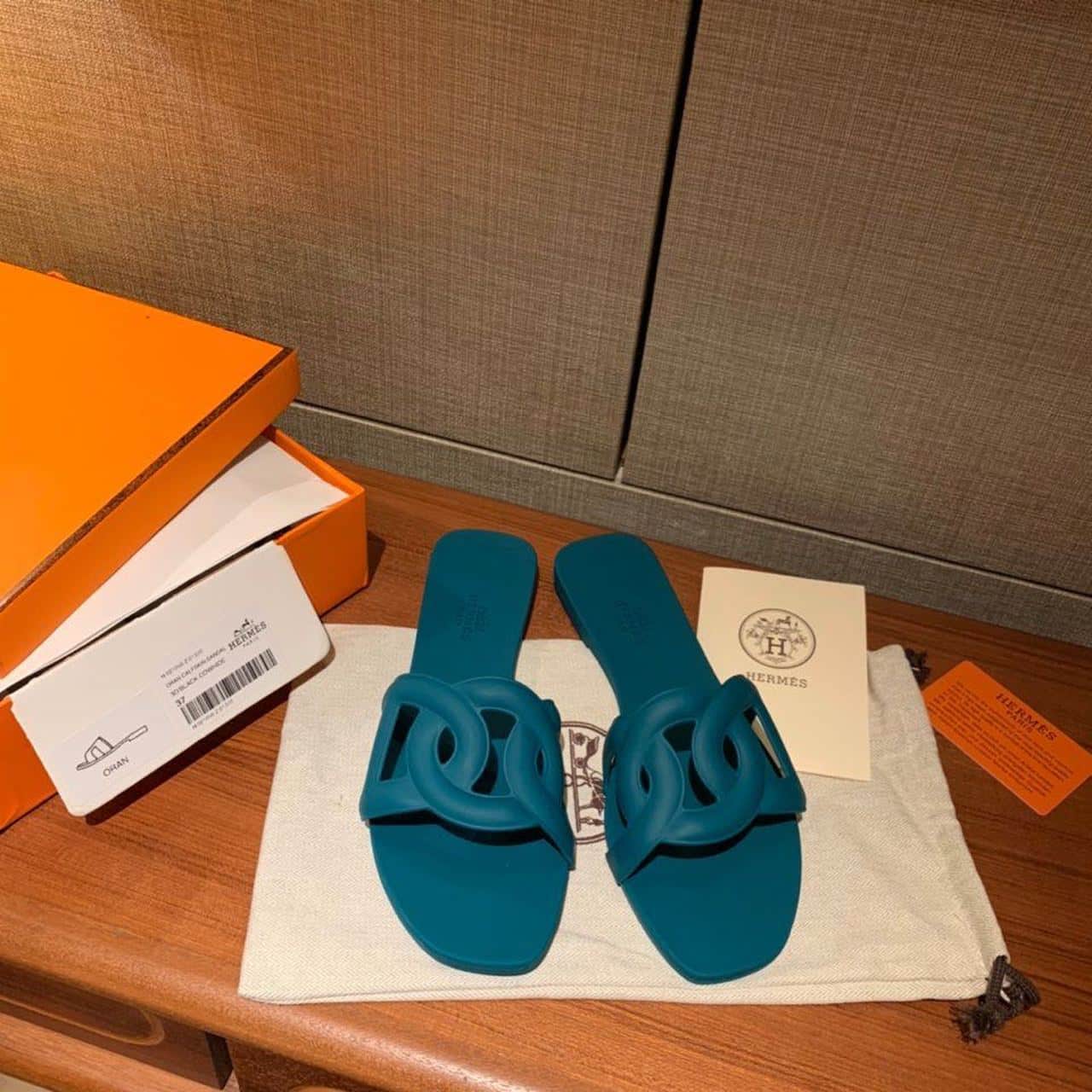(1:1 replica) Hermes Aloha Sandal Teal For Women, Women s Shoes H201157Z