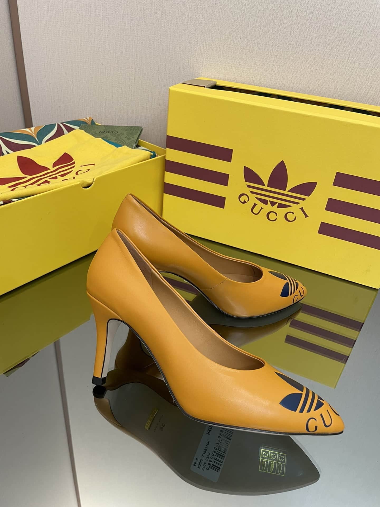 (1:1 replica) Gucci x Adidas Women s Trefoil Pump Orange For Women GG