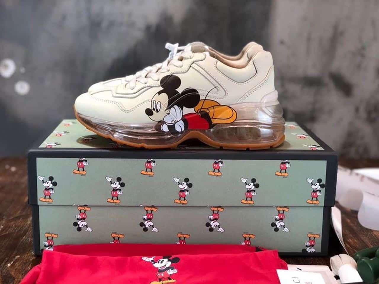 (1:1 replica) Gucci x Disney Mickey Rhyton Dad Transparent Sole Sneakers White For Women GG