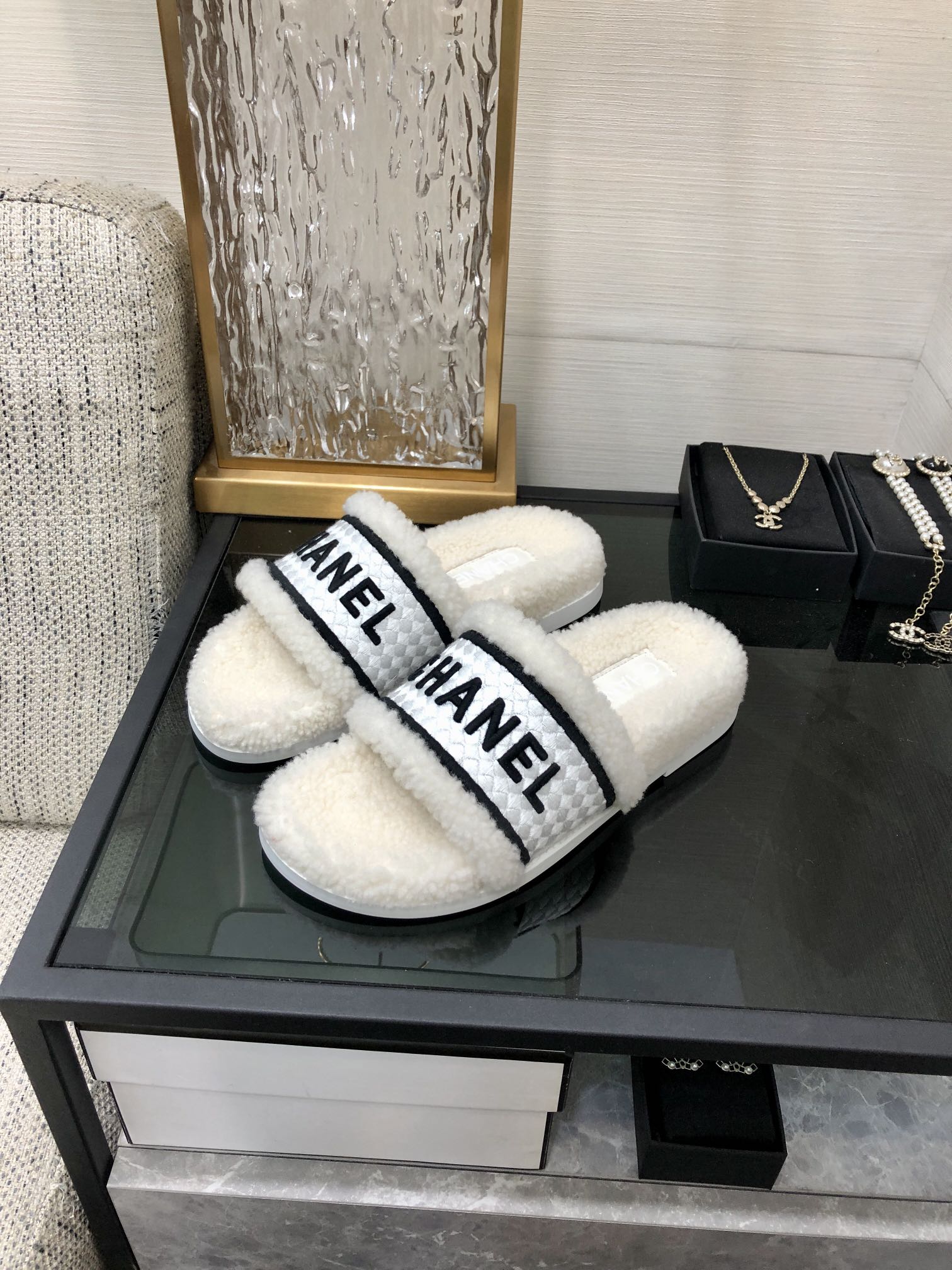 (1:1 replica) Chanel Women s Mules With Lining White For Women 1.2in/3cm