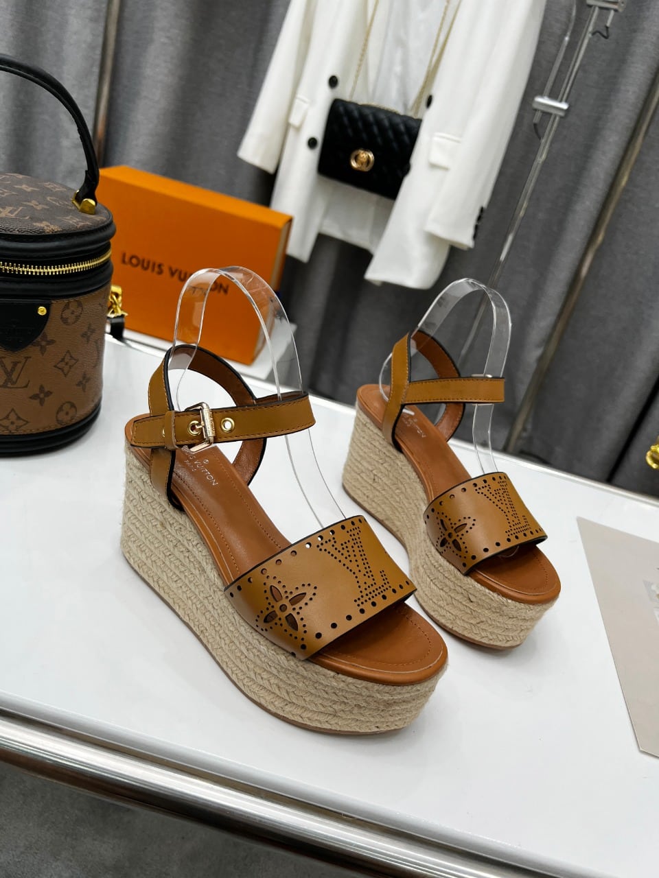 (1:1 replica) Louis Vuitton Women s Starboard Wedge Sandal Brown For Women LV 1A9PLN