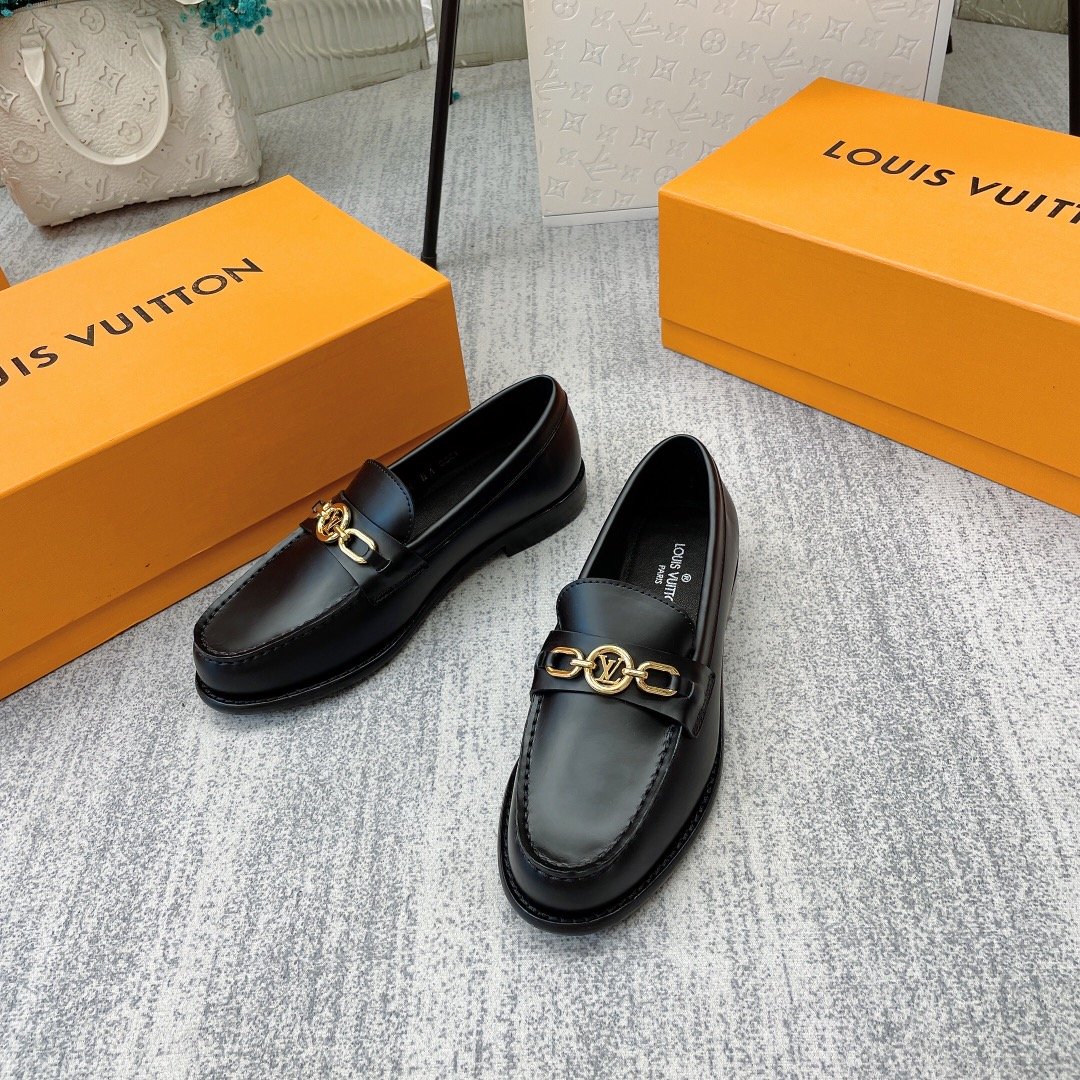 (1:1 replica) Louis Vuitton Women s Chess Flat Loafe Black For Women LV