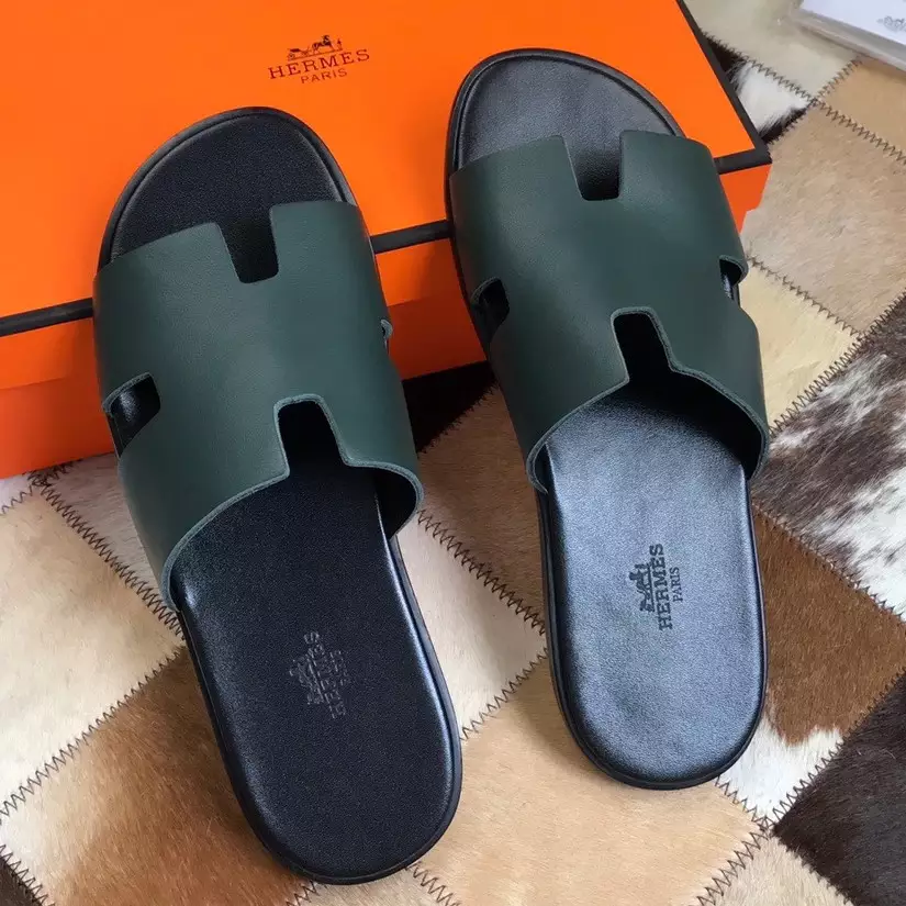 (1:1 replica) HERMES MEN S IZMIR SANDALS IN GREEN SWIFT CALFSKIN HMSD021