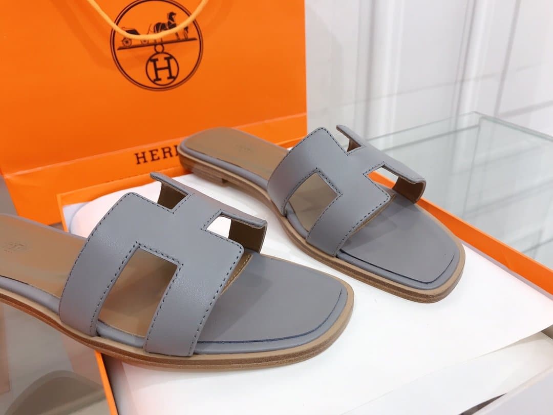 (1:1 replica) Hermes Oran Sandal Grey For Women, Women s Shoes H021056Z