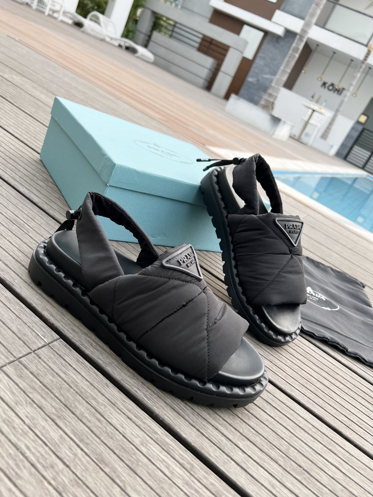 (1:1 replica) Prada Padded Nylon Sandals Black For Women 0.8in/20mm PRD