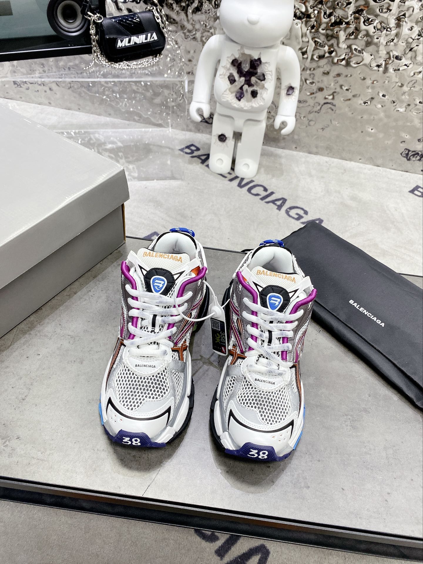 (1:1 replica) Balenciaga Runner Trainers Multicolor For Women 677402W3RB68123