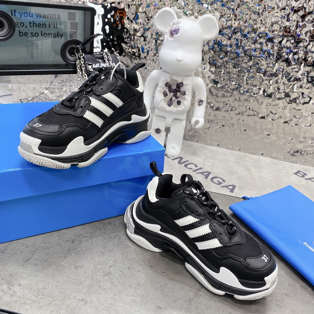 (1:1 replica) Balenciaga x Adidas Triple s Trainers Clear Sole Black For Women