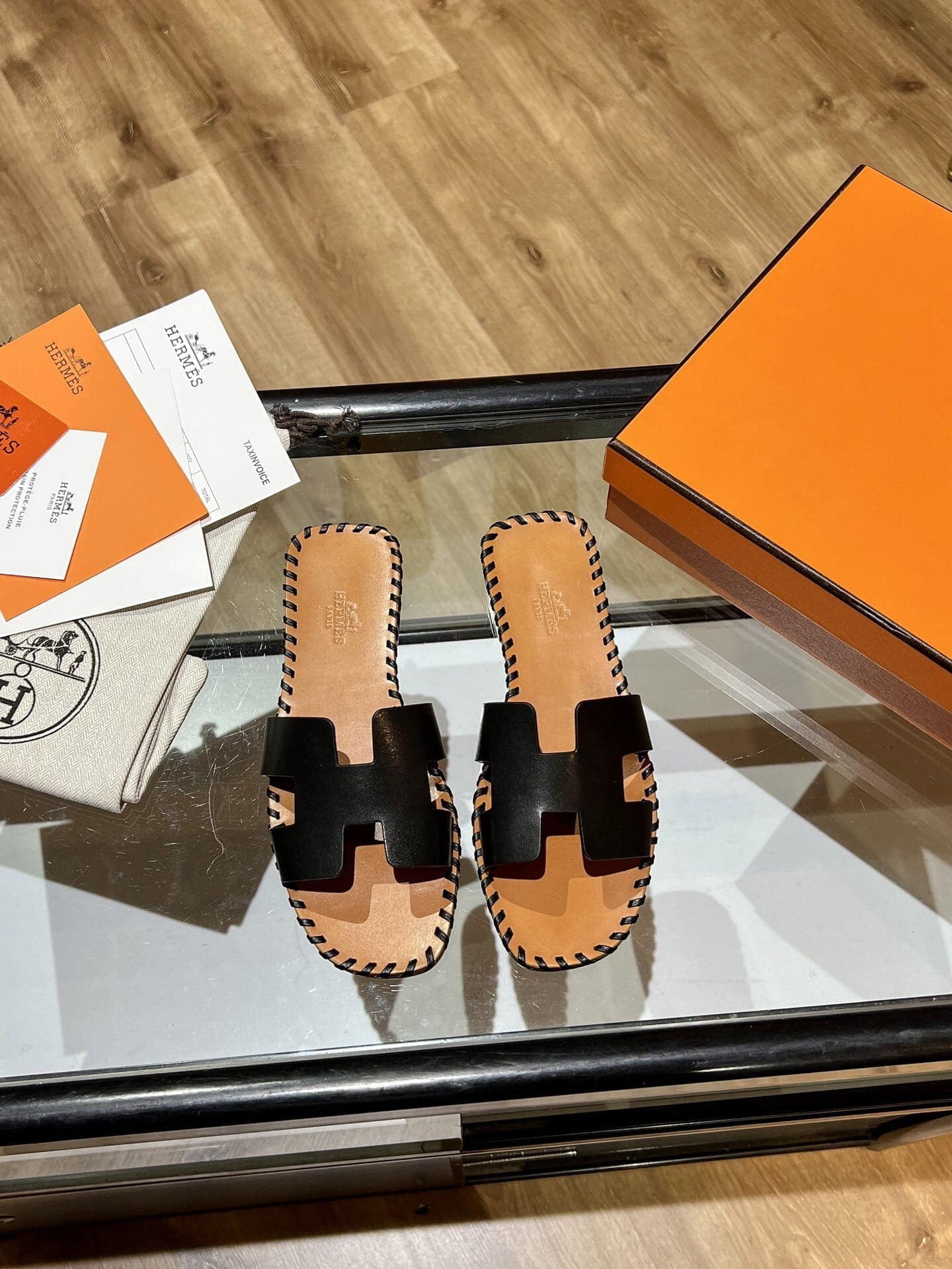 (1:1 replica) Hermes Oran Sandal Brown/Black For Women, Women s Shoes