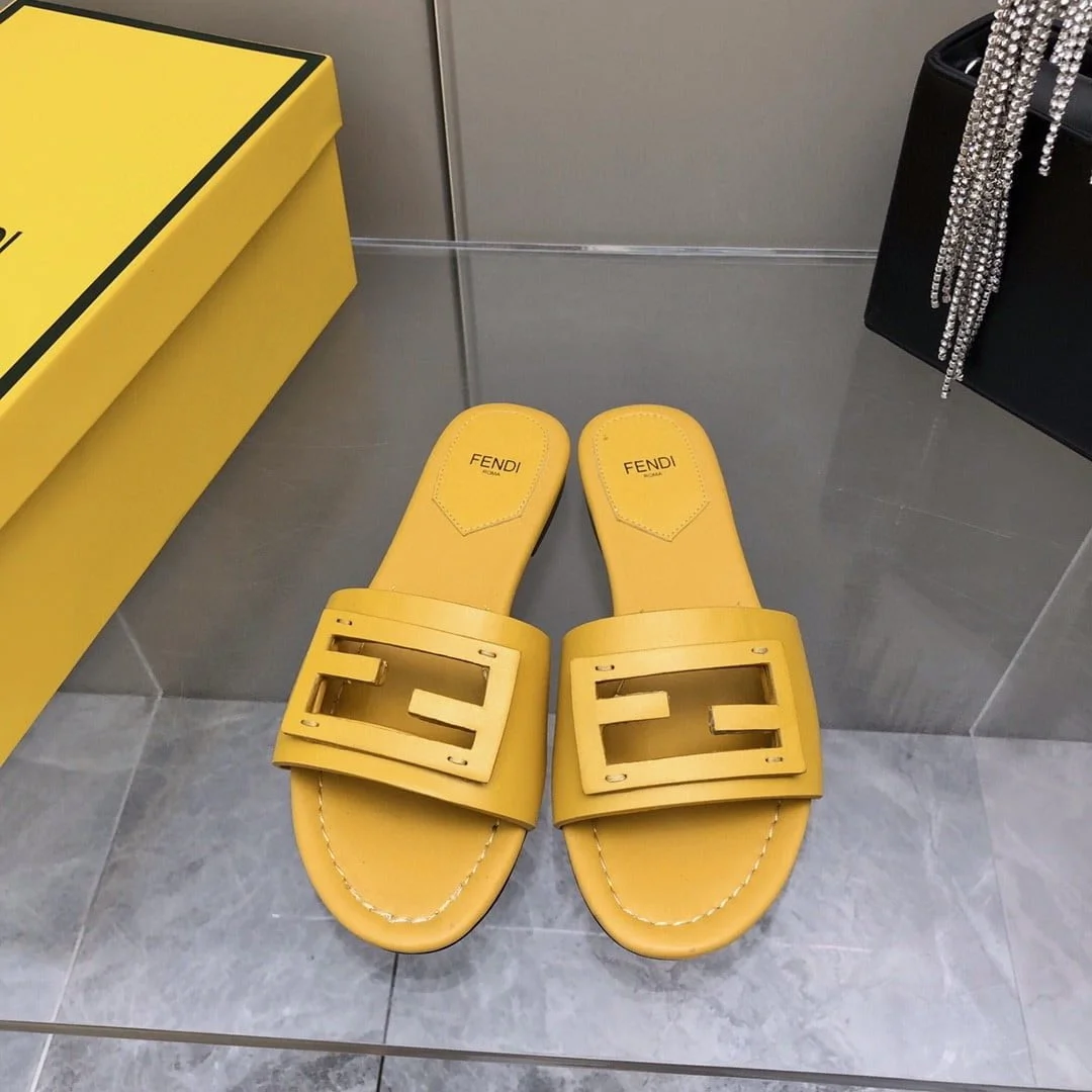 (1:1 replica) Fendi Signature Yellow For Women FF 8R8136AE7TF0VVA
