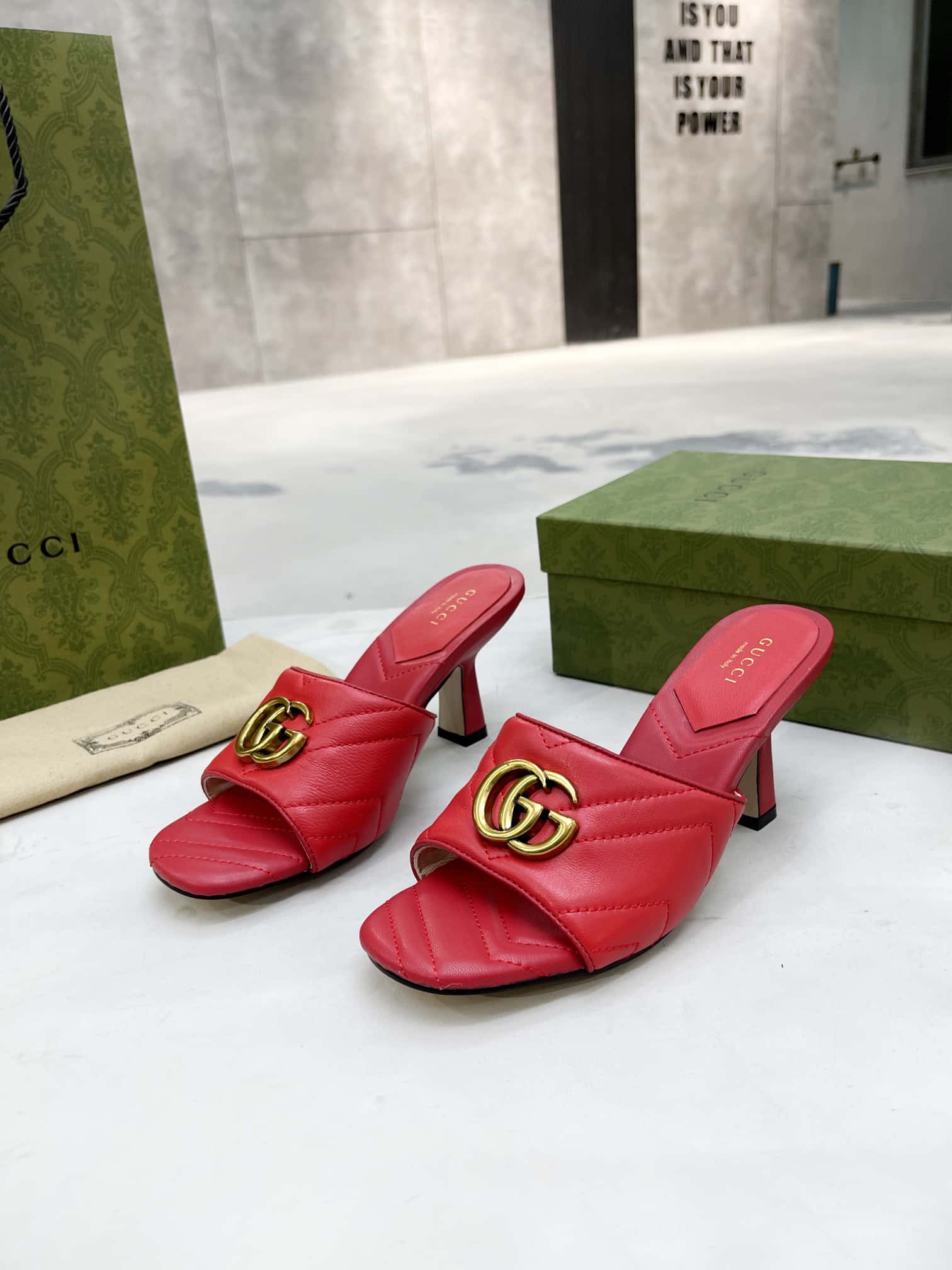 (1:1 replica) Gucci Double G Slide Sandal Chevron Matelasse Red For Women GG Style 674839 BKO00 6549