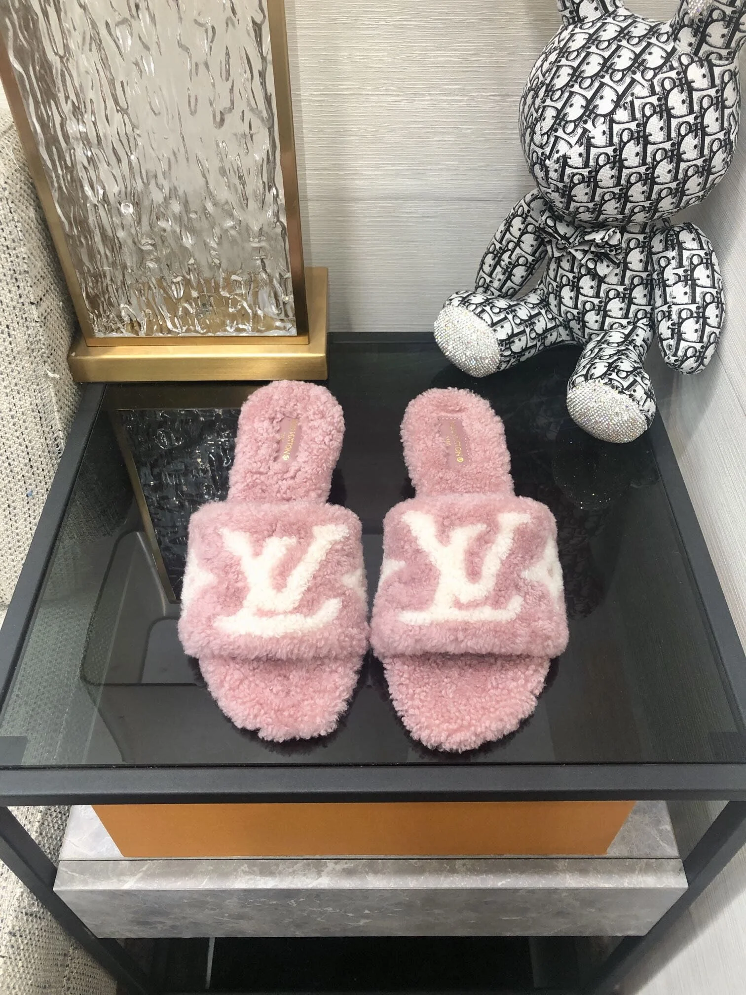 (1:1 replica) Louis Vuitton Women s Magnetic Mule Light Pink For Women LV