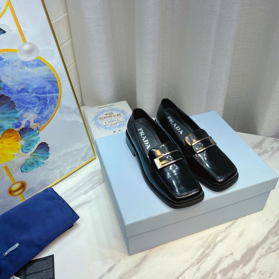 (1:1 replica) Prada Brushed Loafers Black 2.17in/55mm For Women PRD