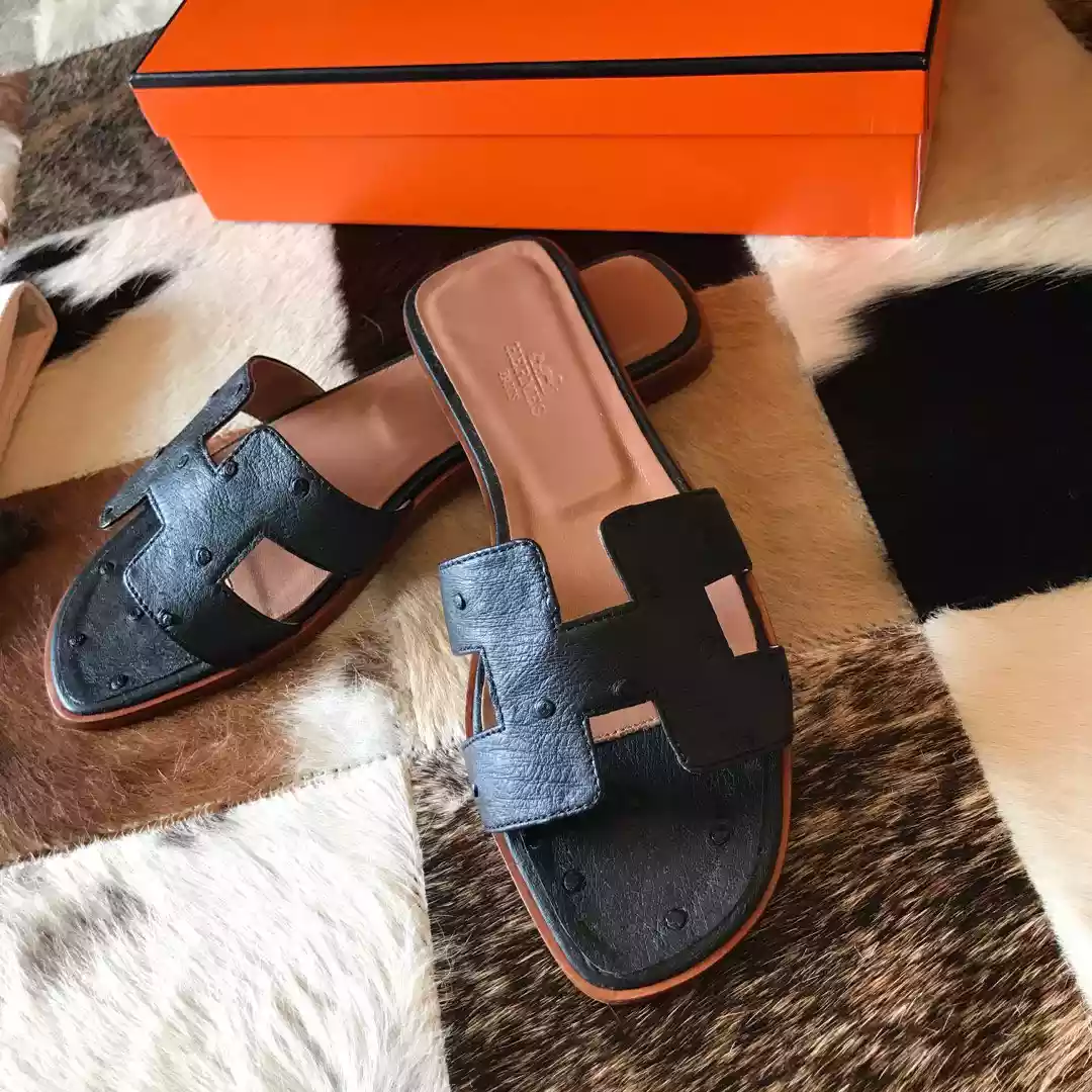 (1:1 replica) HERMES ORAN SLIDE SANDALS IN BLACK OSTRICH LEATHER HMSD078