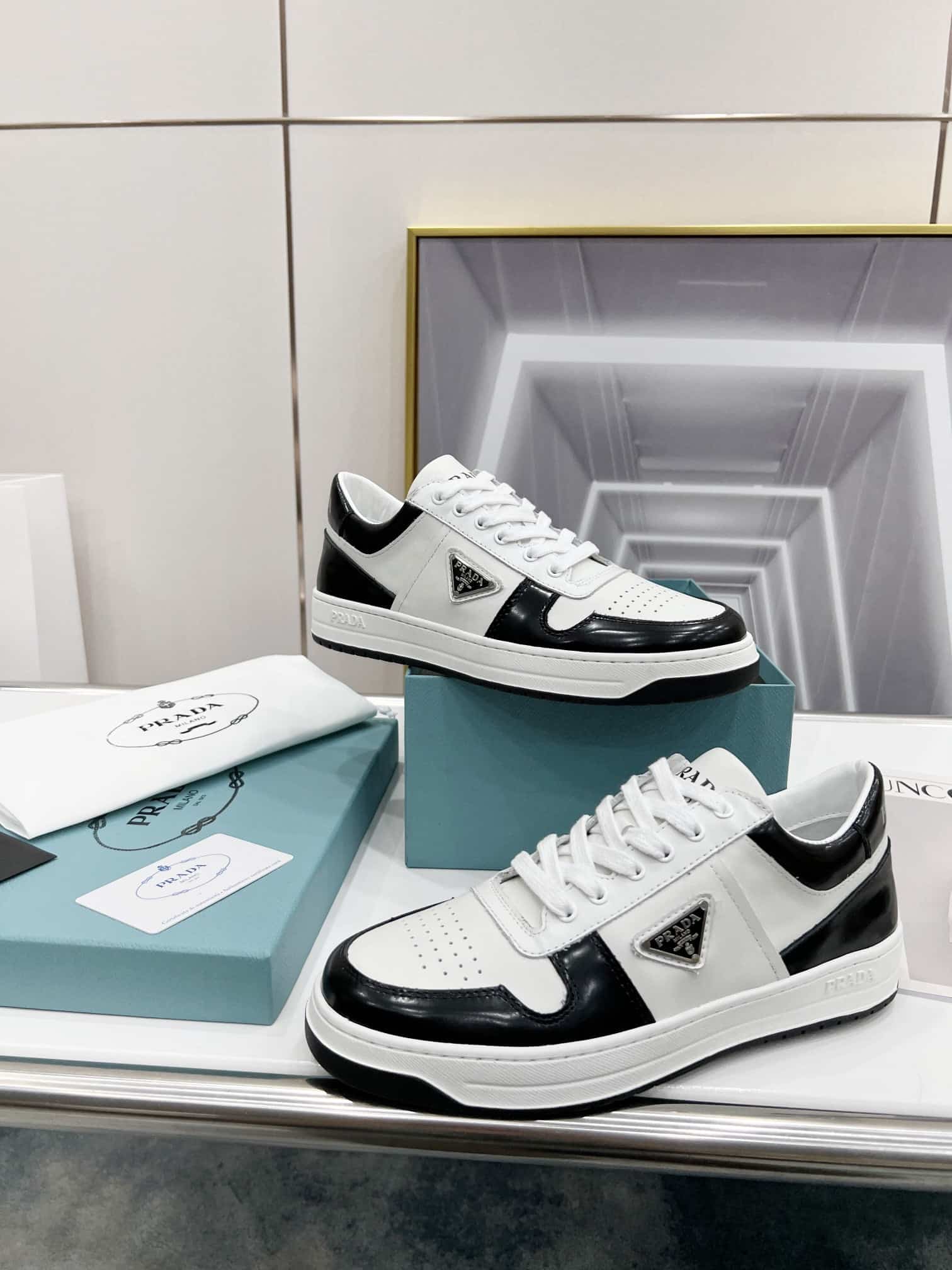 (1:1 replica) Prada Downtown Perforated Sneakers Black/White For Women 1.2in/30mm PRD 2EE364_3LKG_F0964