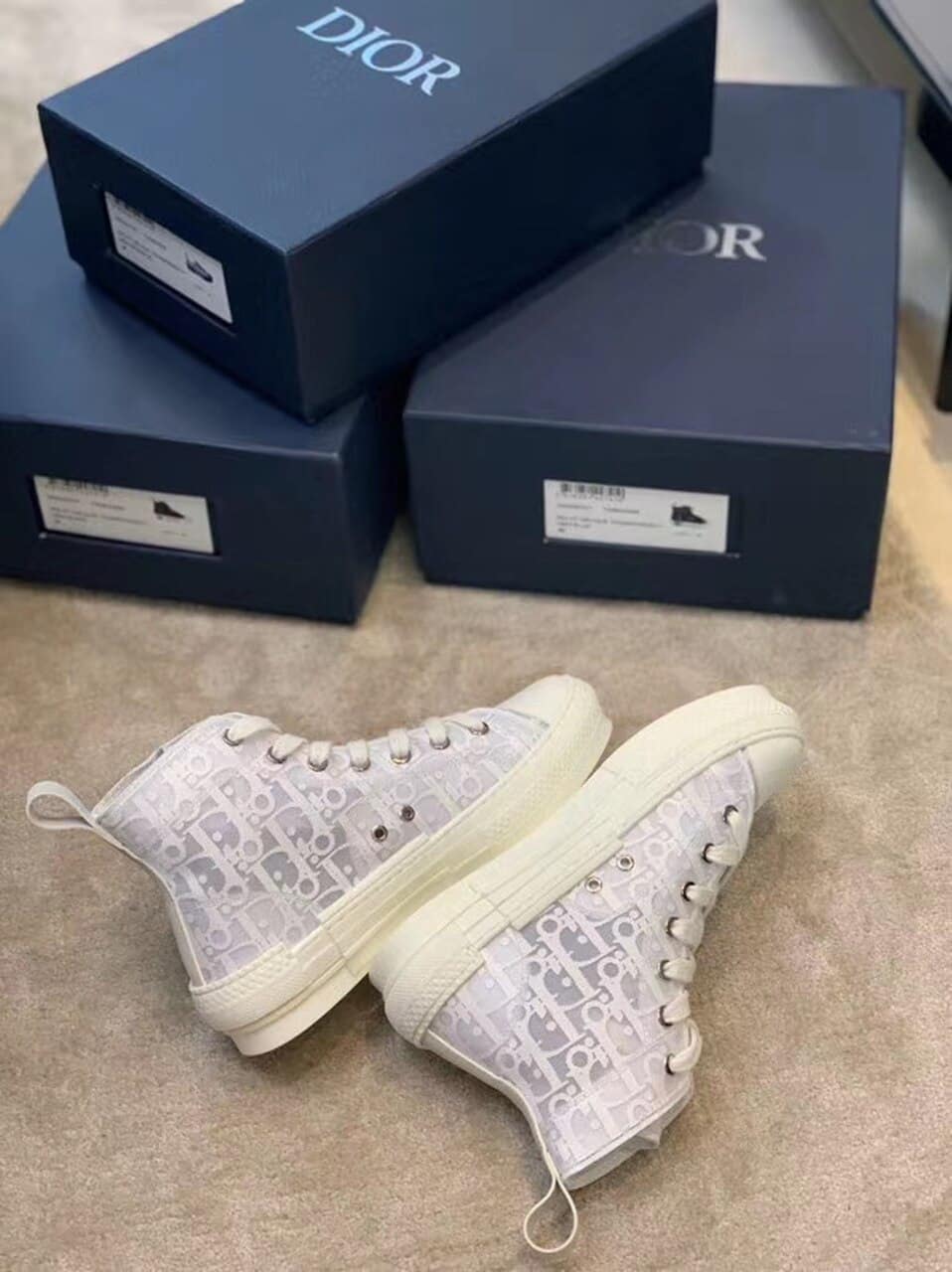 (1:1 replica) Christian Dior B23 High-Top Sneaker White For Women CD
