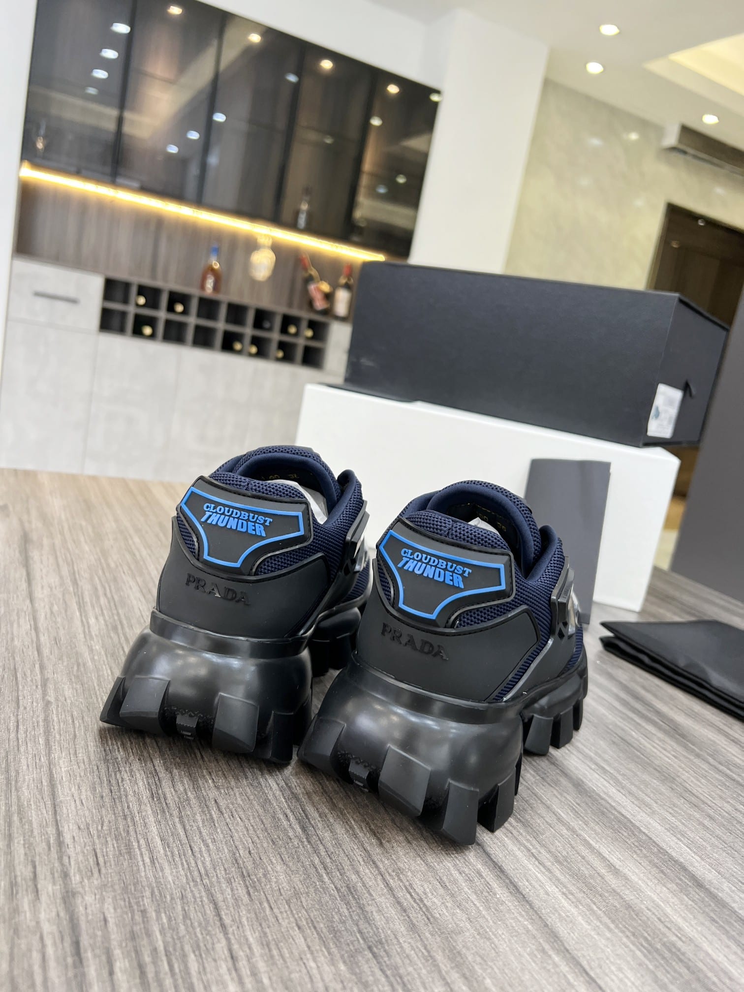 (1:1 replica) Prada Cloudbust Thunder Sneakers Black And Blue For Women PRD